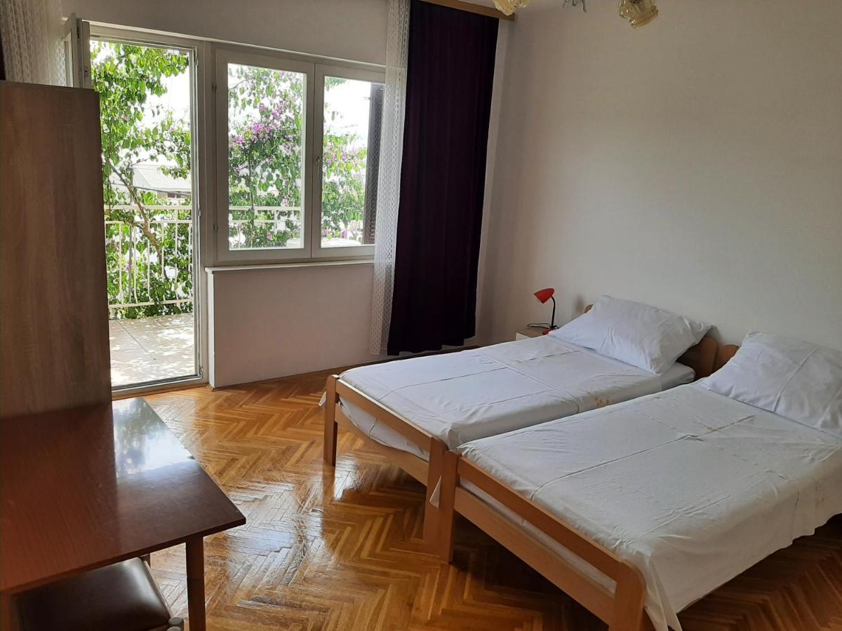 Apartments Tina Omiš Exterior foto